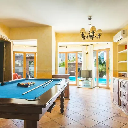 Villa Cintya - Plusholidays *