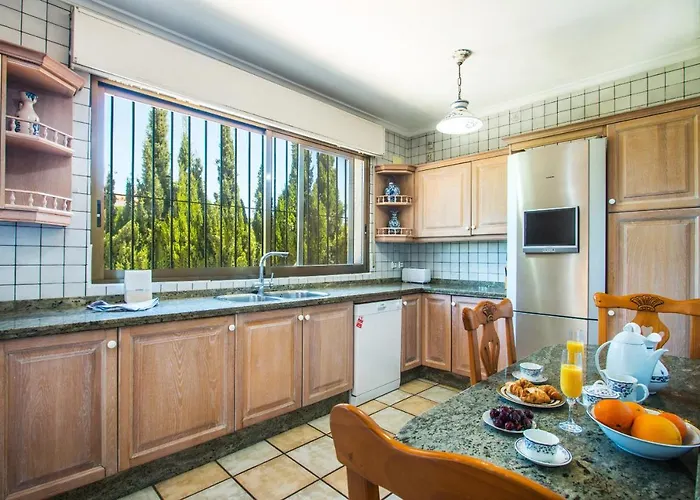 Cintya - Plusholidays Вилла *